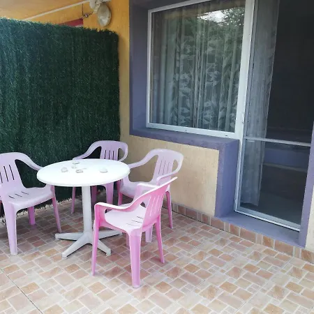 6 Km. From The Airport Apartment Sofia